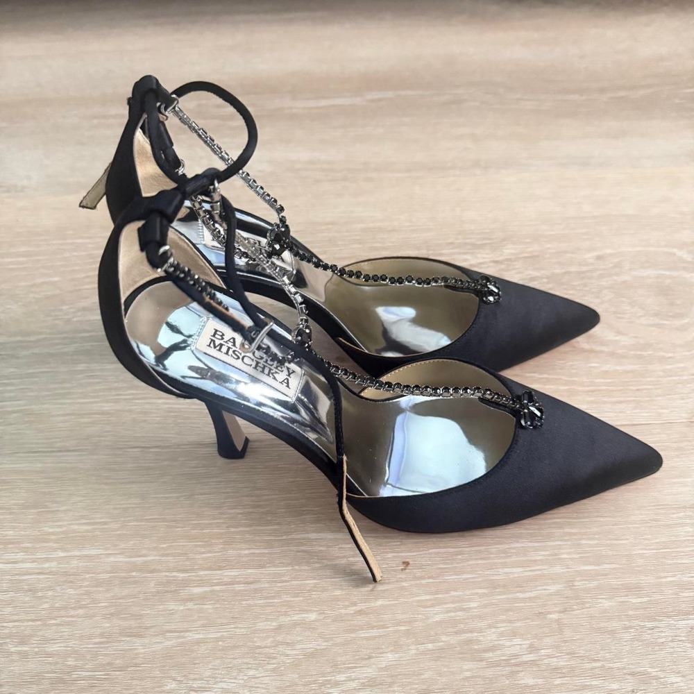 Badgley Mischka Zayna stiletto black heels with intricate rhinestone detail - Picture 2 of 7